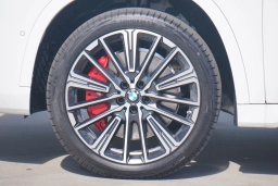 BMW X1 xDrive28i Sports Activity Vehicle 2026