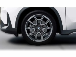 BMW X1 xDrive28i Sports Activity Vehicle 2026