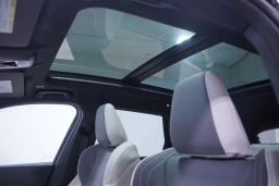 BMW X1 xDrive28i Sports Activity Vehicle 2026