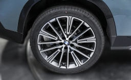 BMW X1 xDrive28i Sports Activity Vehicle 2026