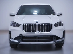 BMW X1 xDrive28i Sports Activity Vehicle 2026