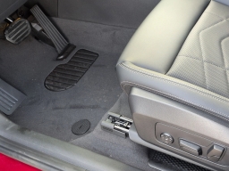 BMW X1 xDrive28i Sports Activity Vehicle 2026