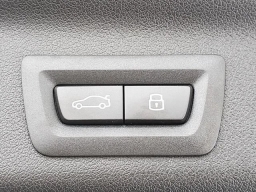 BMW X1 xDrive28i Sports Activity Vehicle 2026