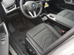 BMW X1 xDrive28i Sports Activity Vehicle 2026