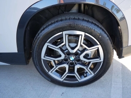 BMW X1 xDrive28i Sports Activity Vehicle 2026