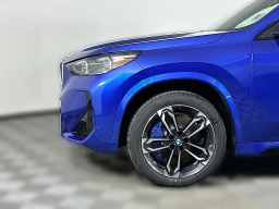 BMW X1 xDrive28i Sports Activity Vehicle 2026