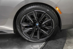 BMW i7 eDrive50 Sedan 2025