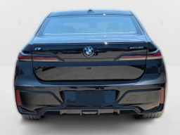 BMW i7 xDrive60 Sedan 2025