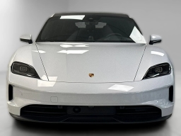 Porsche Taycan 4 AWD 2025