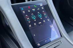 Porsche Taycan 4 AWD 2025