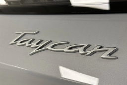 Porsche Taycan 4 AWD 2025
