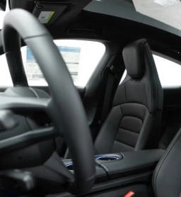 Porsche Taycan 4 AWD 2026