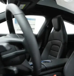 Porsche Taycan 4 AWD 2026