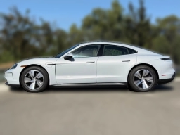 Porsche Taycan 4 AWD 2025