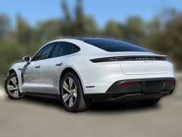Porsche Taycan 4 AWD 2025