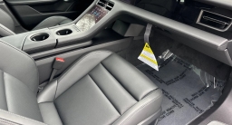 Porsche Taycan 4 AWD 2026