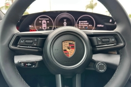 Porsche Taycan 4 AWD 2026