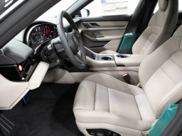 Porsche Taycan 4 AWD 2026