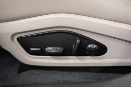 Porsche Taycan 4 AWD 2026