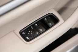 Porsche Taycan 4 AWD 2026