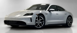 Porsche Taycan 4 AWD 2025
