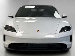 Porsche Taycan 4 AWD 2025