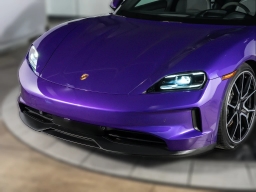 Porsche Taycan 4 AWD 2025