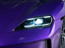 Porsche Taycan 4 AWD 2025