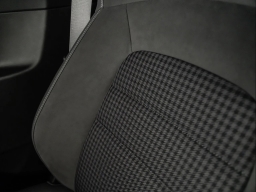 Porsche Taycan 4 AWD 2025