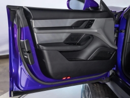 Porsche Taycan 4 AWD 2025