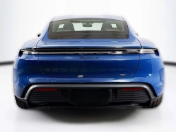 Porsche Taycan 4 AWD 2025