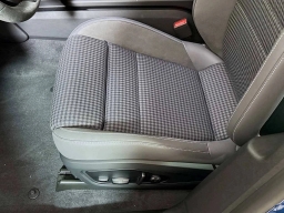 Porsche Taycan 4 AWD 2025