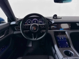 Porsche Taycan 4 AWD 2025