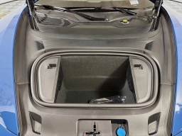 Porsche Taycan 4 AWD 2025