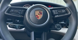 Porsche Taycan 4 AWD 2025