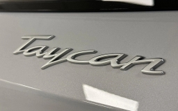 Porsche Taycan 4 AWD 2025