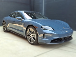 Porsche Taycan 4 AWD 2025