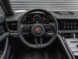 Porsche Panamera Base RWD 2025