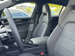 Porsche Panamera 4 AWD 2026