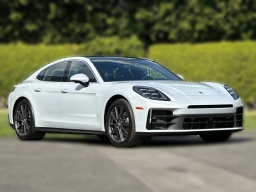 Porsche Panamera 4 AWD 2026
