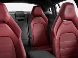 Porsche Panamera Base RWD 2026