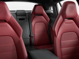 Porsche Panamera Base RWD 2026