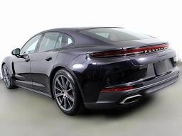 Porsche Panamera Base RWD 2026