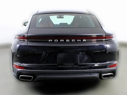 Porsche Panamera Base RWD 2026