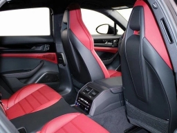 Porsche Panamera Base RWD 2026