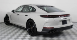 Porsche Panamera Base RWD 2026