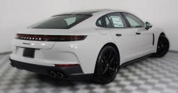 Porsche Panamera Base RWD 2026