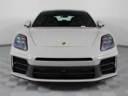 Porsche Panamera Base RWD 2026