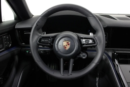 Porsche Panamera Base RWD 2026