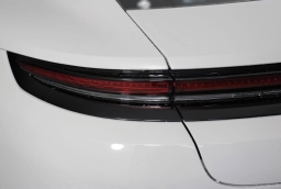 Porsche Panamera Base RWD 2026